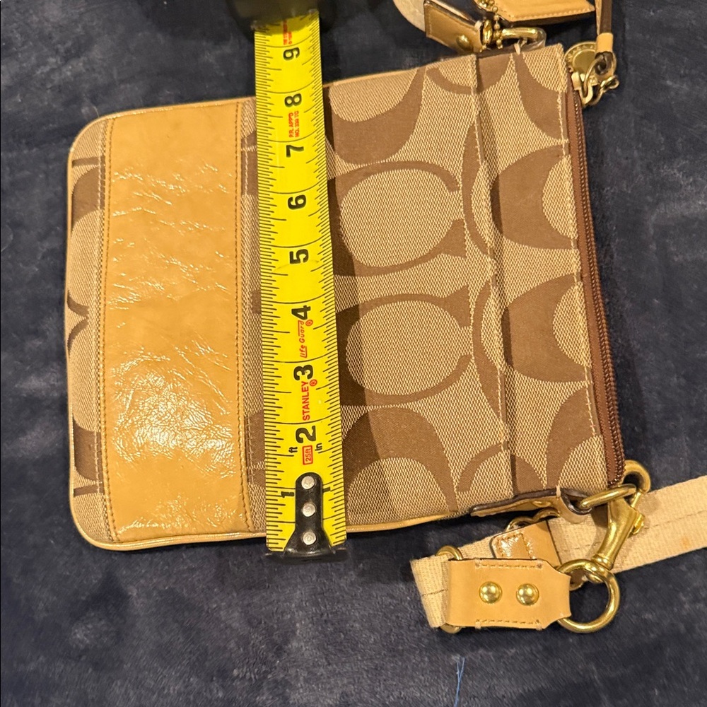 Coach Crossbody Bag - Picture 7 of 7